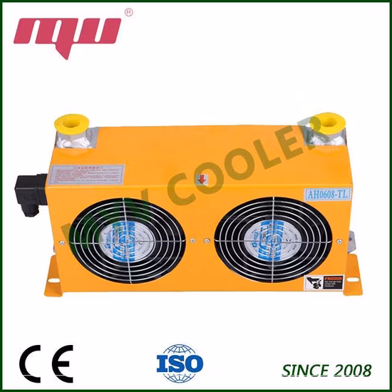 Radiatore dell'olio idraulico raffreddato ad aria con alette a piastra e ventola del motore